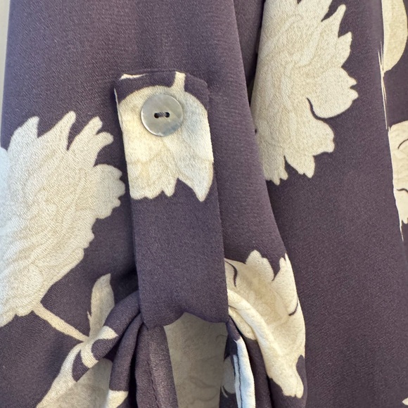 West Kei Purple Floral 3/4 length Blouse - Picture 5 of 6